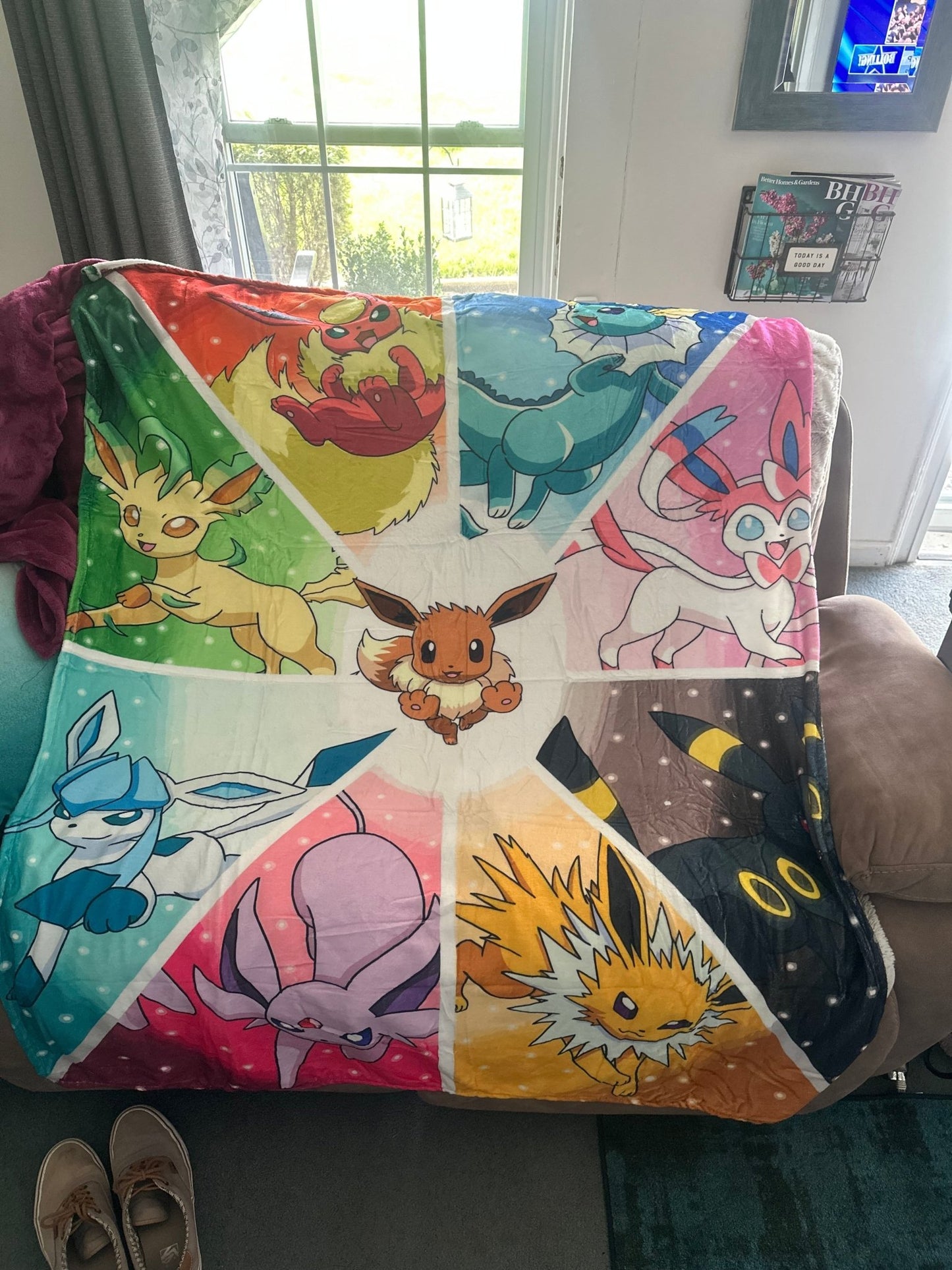 Eeveelution wheel blanket - MorkhaosTCG